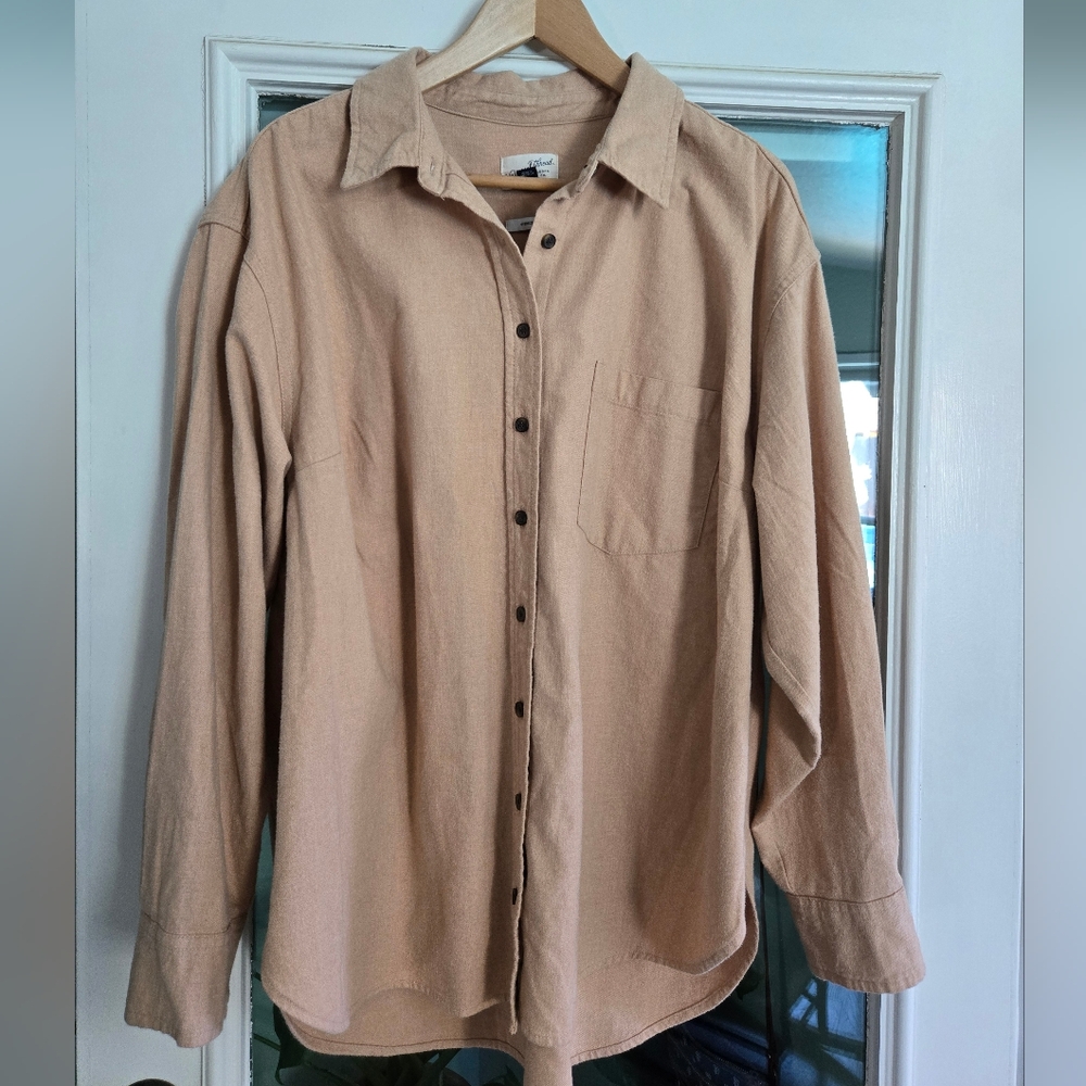 Universal Thread Tan Button Down Shirt